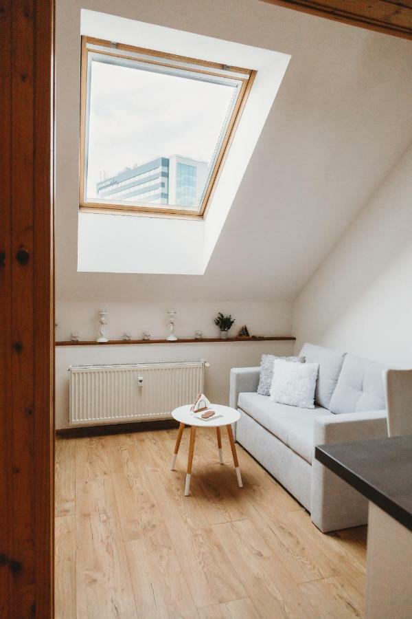 Center City Charming Loft Apartment Кошице Экстерьер фото