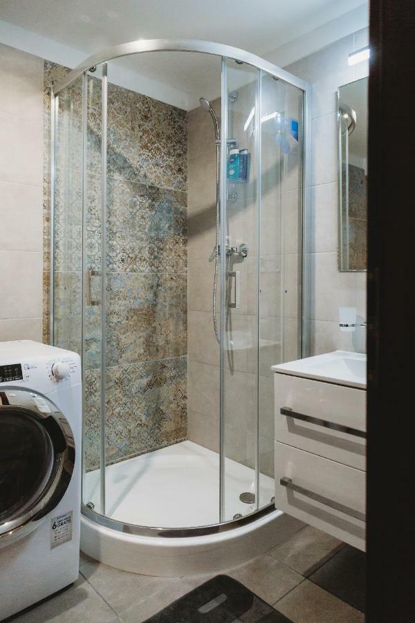 Center City Charming Loft Apartment Кошице Экстерьер фото